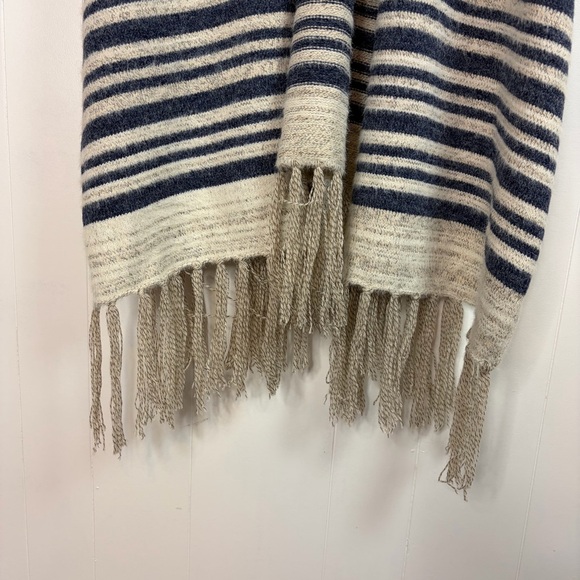 Minkas Striped Knit Poncho Cardigan Fringe Open Front Boho Shawl Wrap Sweater - Picture 5 of 9